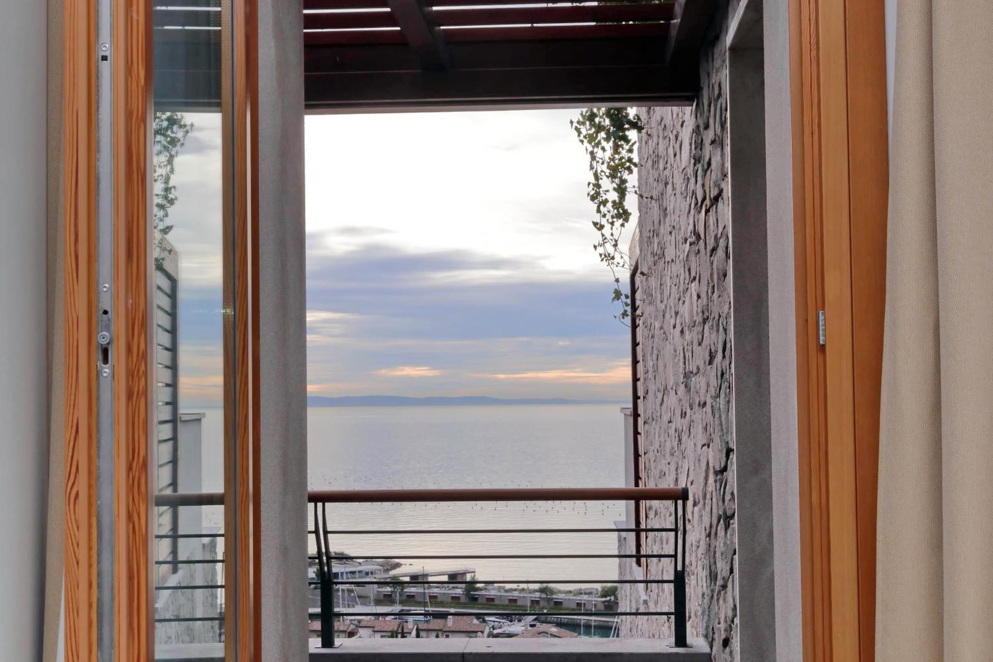 Portopiccolo Apartments Sistiana Ngoại thất bức ảnh